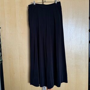 UO wide leg cropped pants